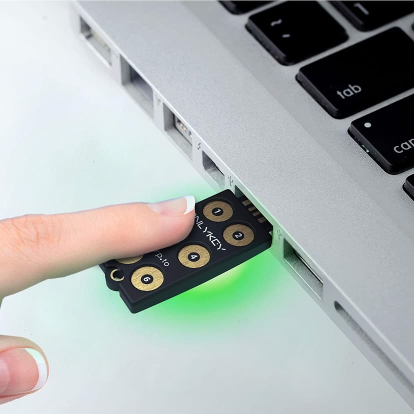 FIDO2 / U2F Security Key and Hardware Password Manager | Universal Two Factor Authentication | Portable Professional Grade Encryption | PGP/SSH/Yubikey OTP | Windows/Linux/Mac OS/Android