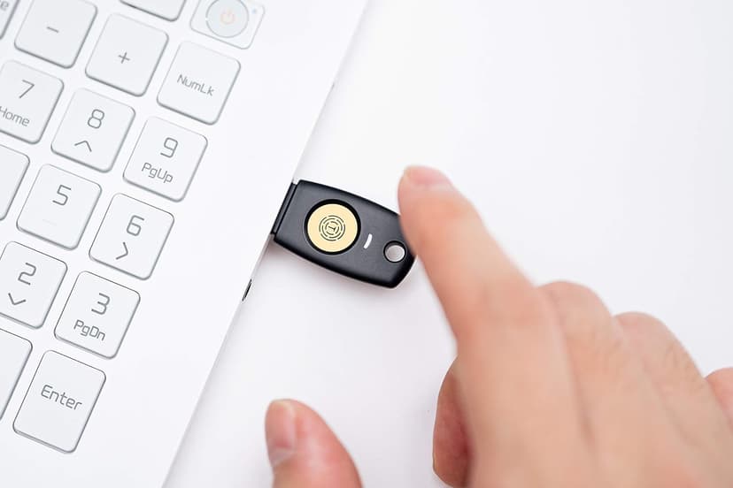 FIDO2 U2F Security Key Passkey Two-Factor Authentication (2FA) USB Key PIN+Touch (Non-Biometric) USB-A Type TrustKey T110
