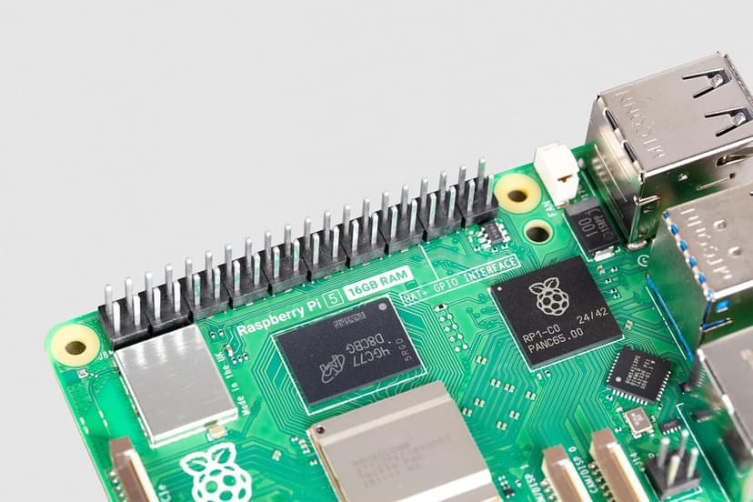 Raspberry Pi 5 (16GB)
